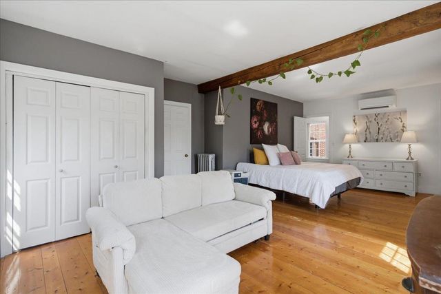 34 Monument Avenue, Bennington, VT 05201