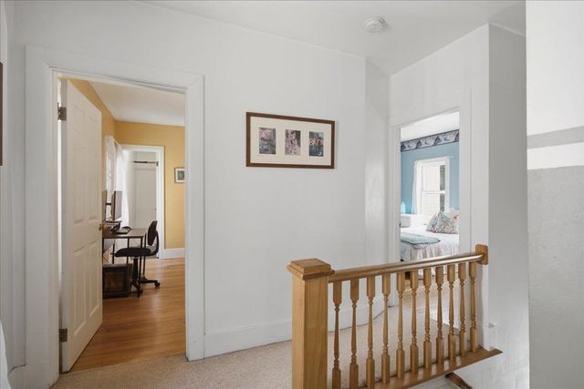 34 Monument Avenue, Bennington, VT 05201