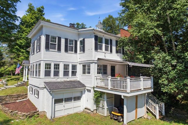 34 Monument Avenue, Bennington, VT 05201