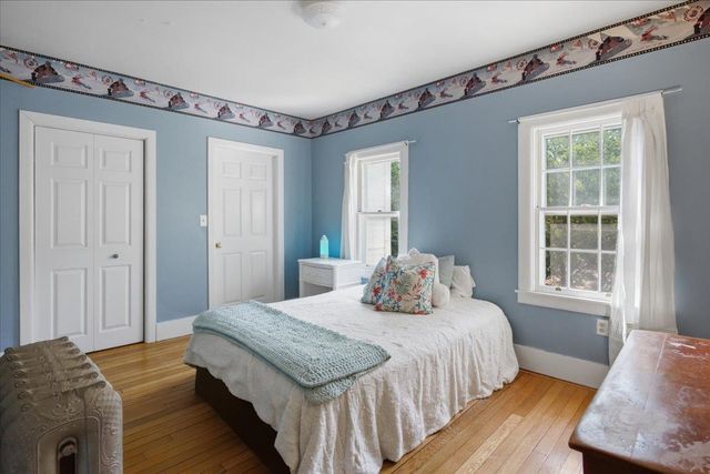 34 Monument Avenue, Bennington, VT 05201