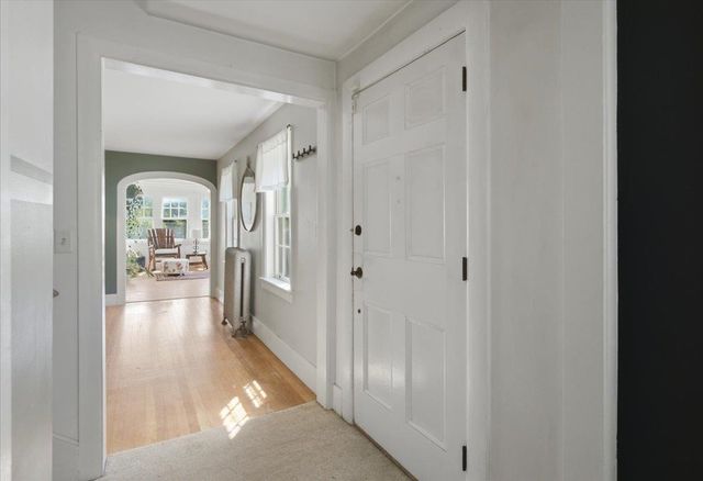 34 Monument Avenue, Bennington, VT 05201