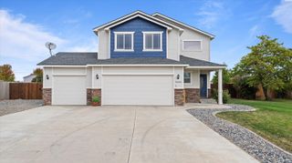 5600 Aloha Drive, West Richland, WA 99353