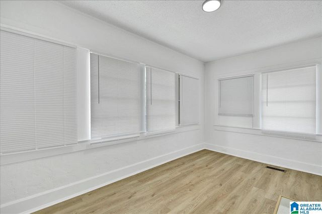 2224 28TH STREET ENSLEY, Birmingham, AL 35218