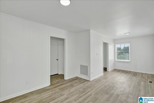 2224 28TH STREET ENSLEY, Birmingham, AL 35218