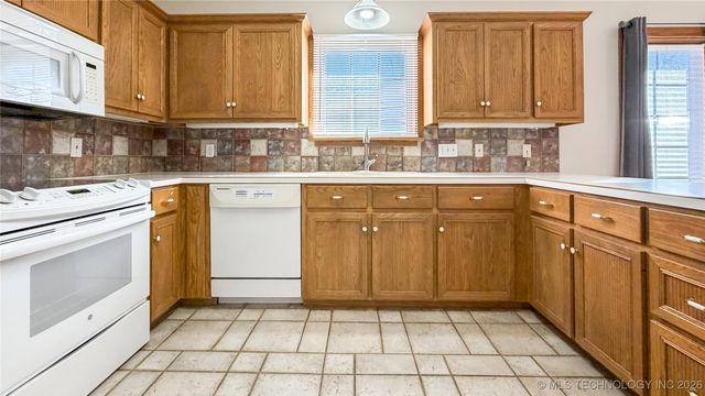 402 Chattanooga, Ardmore, OK 73401