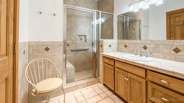 402 Chattanooga, Ardmore, OK 73401