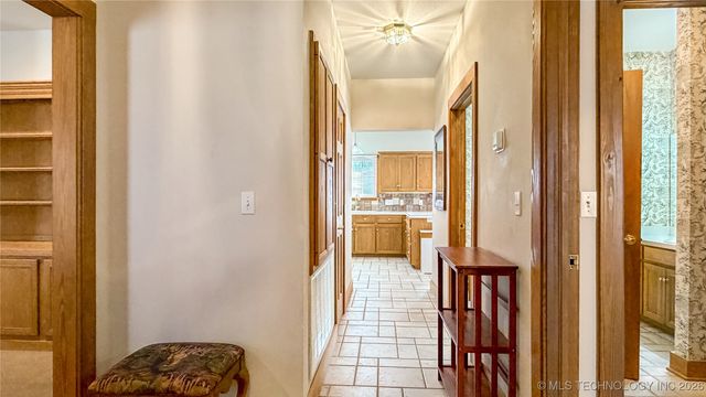 402 Chattanooga, Ardmore, OK 73401