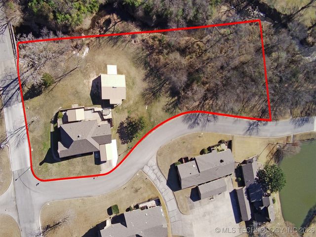 402 Chattanooga, Ardmore, OK 73401