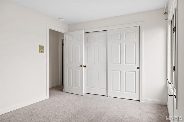 14300 Conway Meadows Court 202, Chesterfield, MO 63017