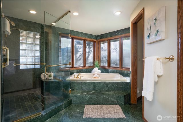 15713 138th Avenue E, Puyallup, WA 98374