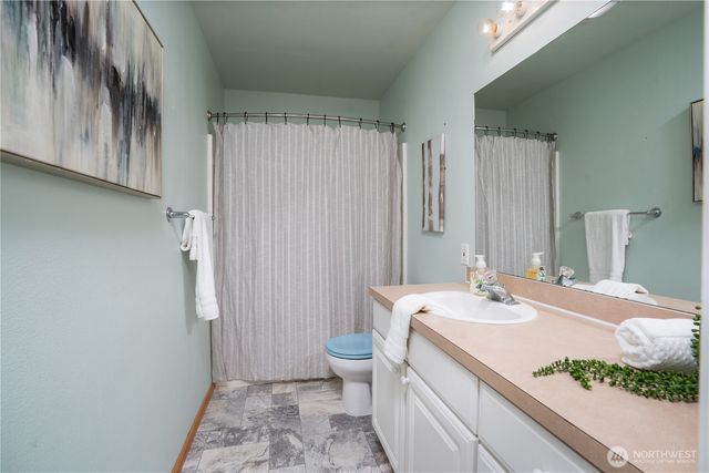 15713 138th Avenue E, Puyallup, WA 98374