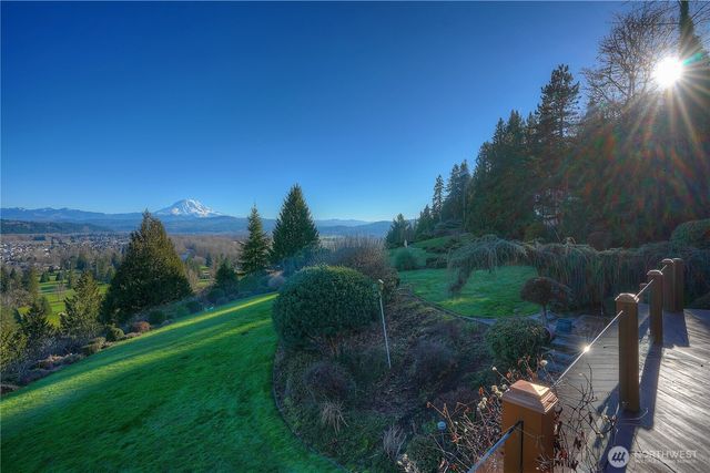 15713 138th Avenue E, Puyallup, WA 98374