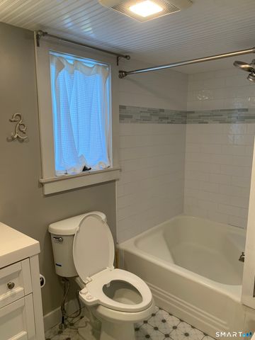 8 Osprey Lane, Stonington, CT 06355