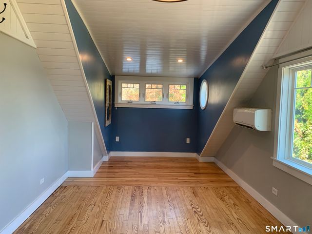 8 Osprey Lane, Stonington, CT 06355