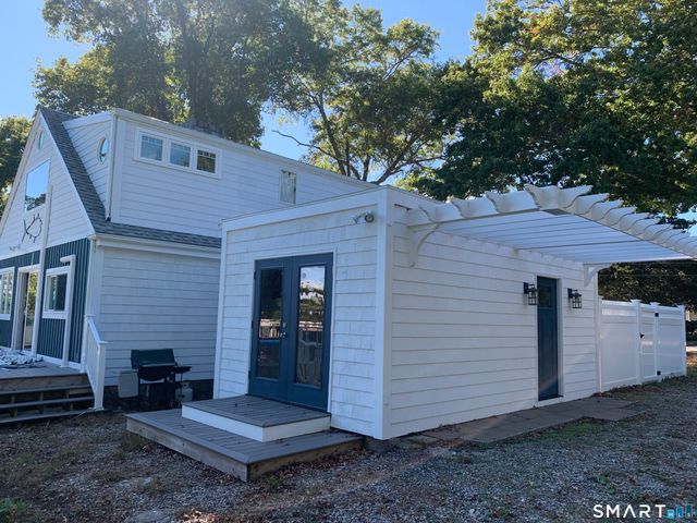 8 Osprey Lane, Stonington, CT 06355