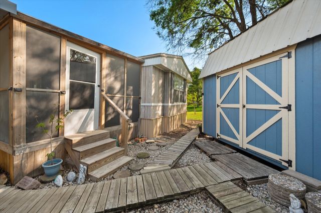 2161 SW County Road 0025, Corsicana, TX 75110