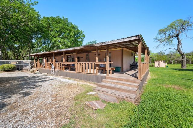 2161 SW County Road 0025, Corsicana, TX 75110