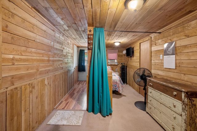 2161 SW County Road 0025, Corsicana, TX 75110