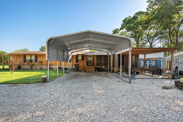2161 SW County Road 0025, Corsicana, TX 75110