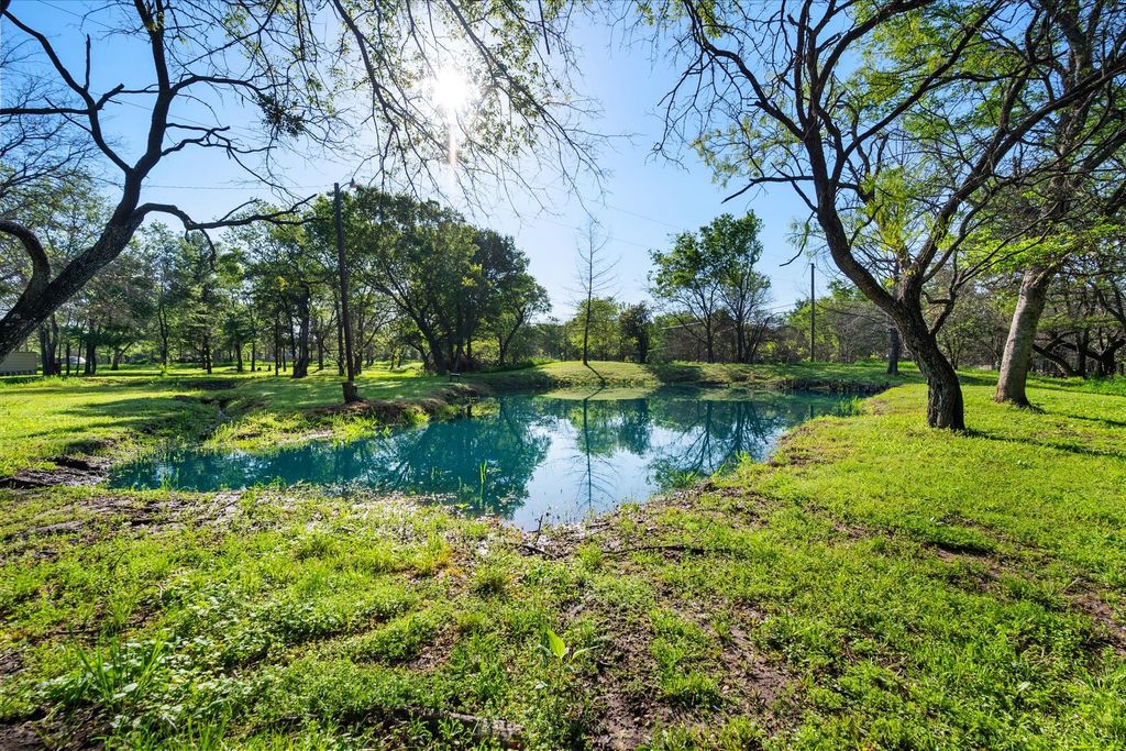 2161 SW County Road 0025, Corsicana, TX 75110