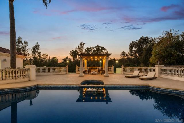 6998 Rancho La Cima Dr, Rancho Santa Fe, CA 92067