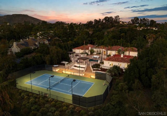 6998 Rancho La Cima Dr, Rancho Santa Fe, CA 92067