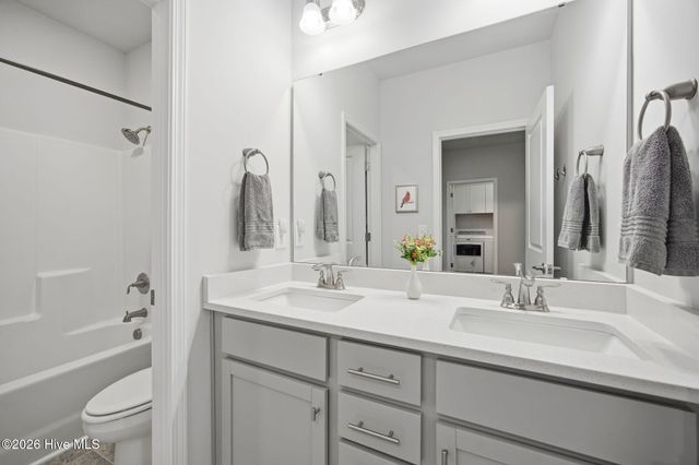 2745 Luna Lane, Winterville, NC 28590