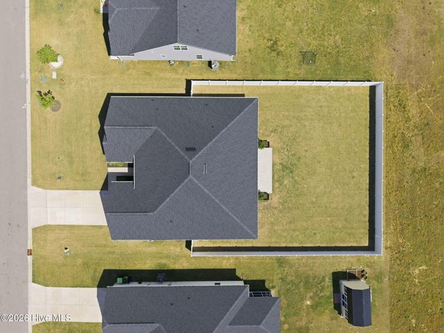 2745 Luna Lane, Winterville, NC 28590