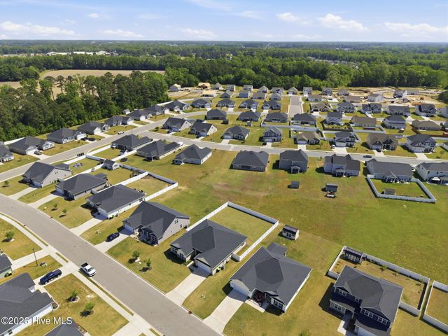 2745 Luna Lane, Winterville, NC 28590