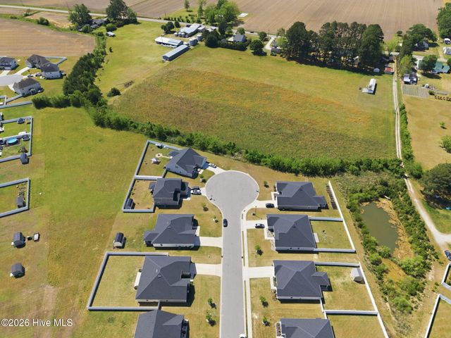 2745 Luna Lane, Winterville, NC 28590