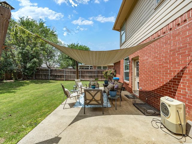 2308 Denham Drive, Arlington, TX 76001