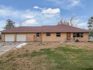 11340 Old Maple Road, Omaha, NE 68164