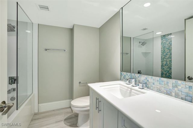 4401 Gulf Shore BLVD N C205, Naples, FL 34103