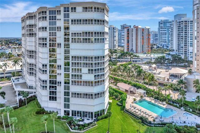 4401 Gulf Shore BLVD N C205, Naples, FL 34103