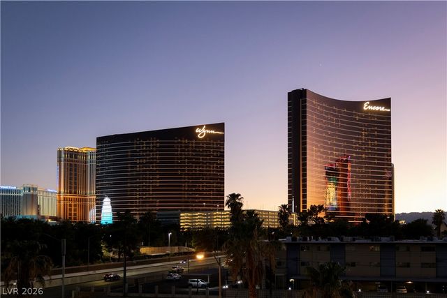 360 East Desert Inn Road 407, Las Vegas, NV 89109