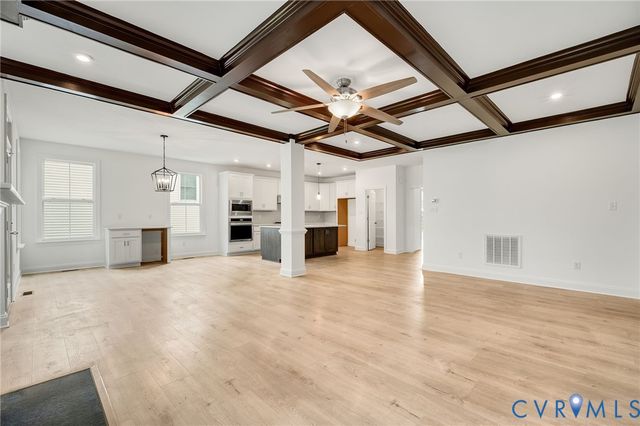 7130 Maple Summit Ln, Moseley, VA 23120