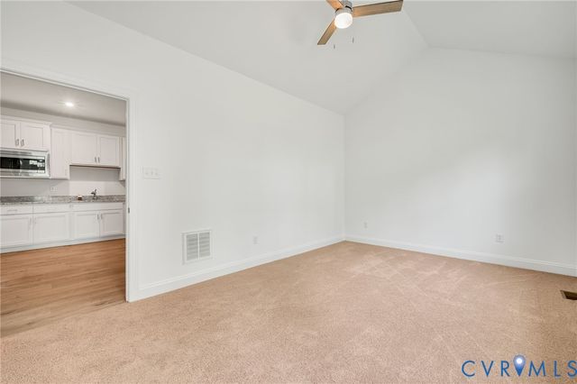 7130 Maple Summit Ln, Moseley, VA 23120