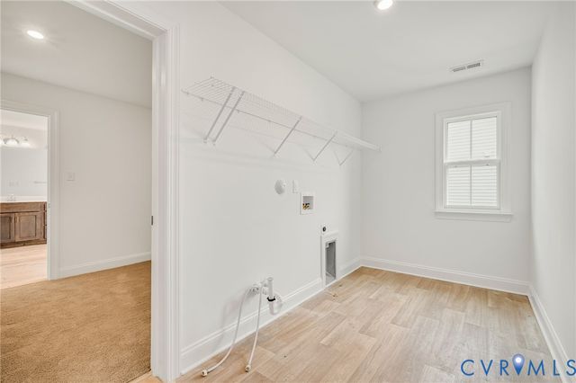 7130 Maple Summit Ln, Moseley, VA 23120