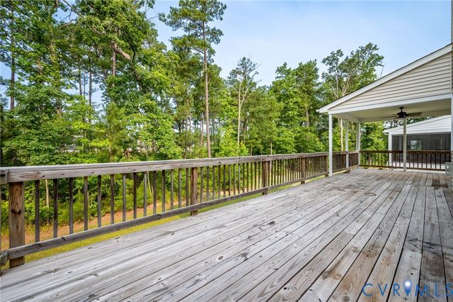 7130 Maple Summit Ln, Moseley, VA 23120