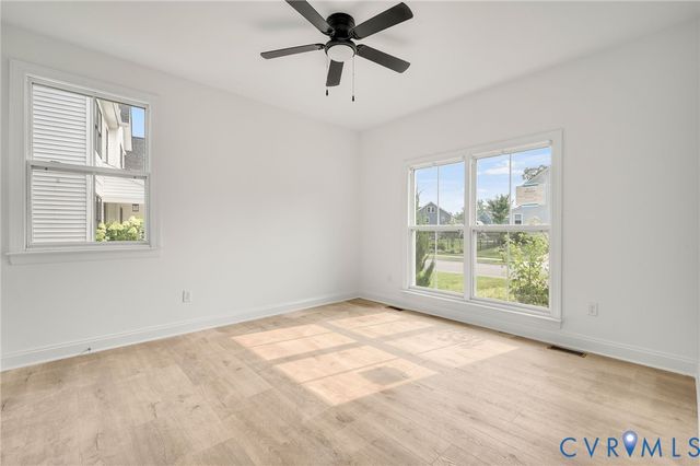7130 Maple Summit Ln, Moseley, VA 23120