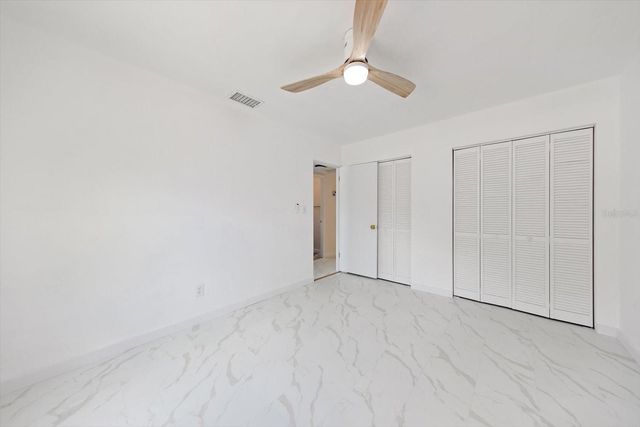 11012 52ND AVENUE N, St Petersburg, FL 33708