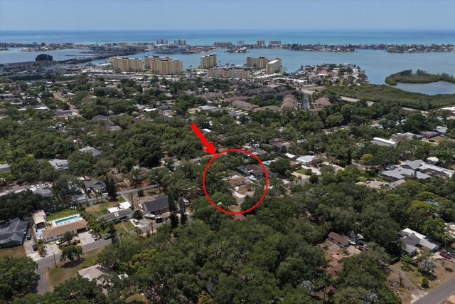 11012 52ND AVENUE N, St Petersburg, FL 33708