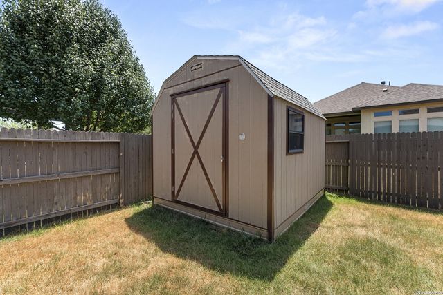 9710 Monken, Boerne, TX 78006