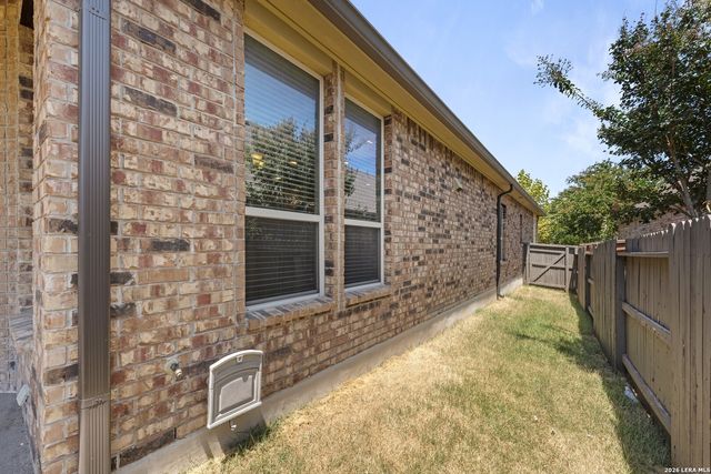 9710 Monken, Boerne, TX 78006