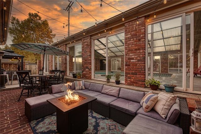 716 Phillips Lane, Clinton, OK 73601