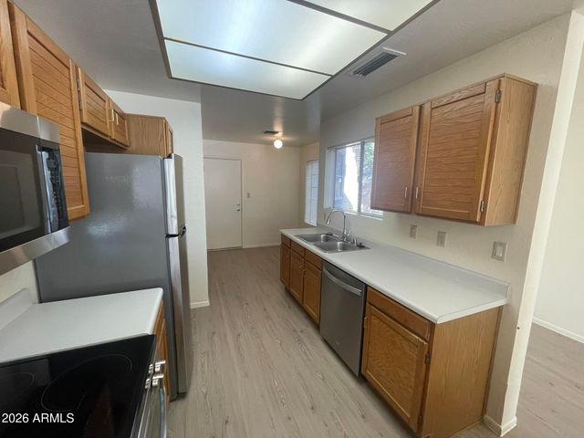 6725 S WILSON Street, Tempe, AZ 85283