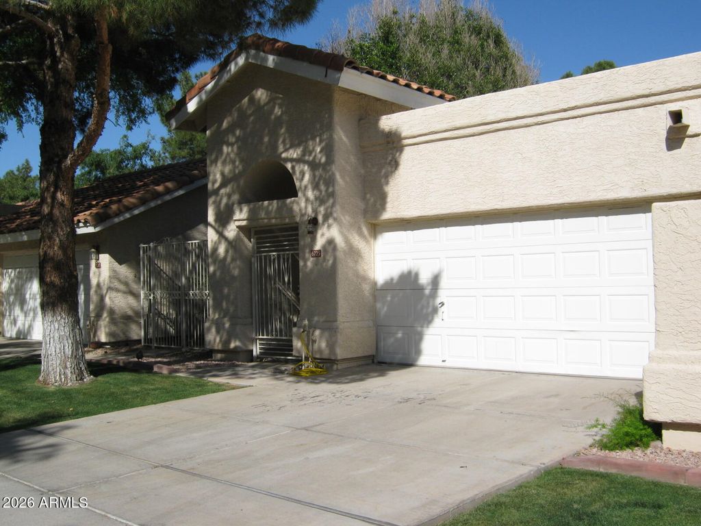 6725 S WILSON Street, Tempe, AZ 85283