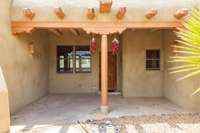 41 Santa Ana Loop, Placitas, NM 87043