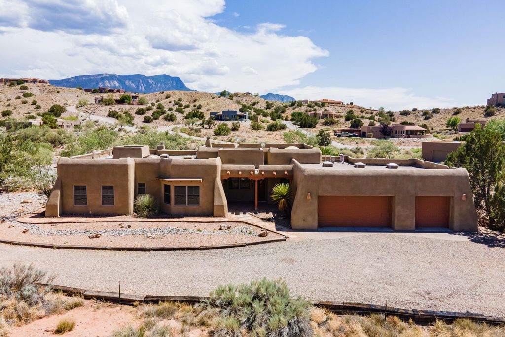 41 Santa Ana Loop, Placitas, NM 87043