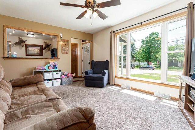 1461 Marquette Street, Janesville, WI 53546